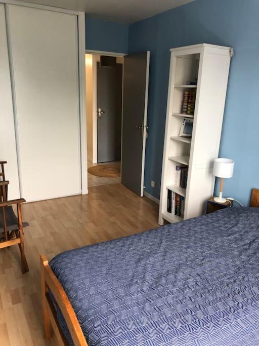 Appartement En Duplex Avec Parking Et Jardinet Bourges Extérieur photo